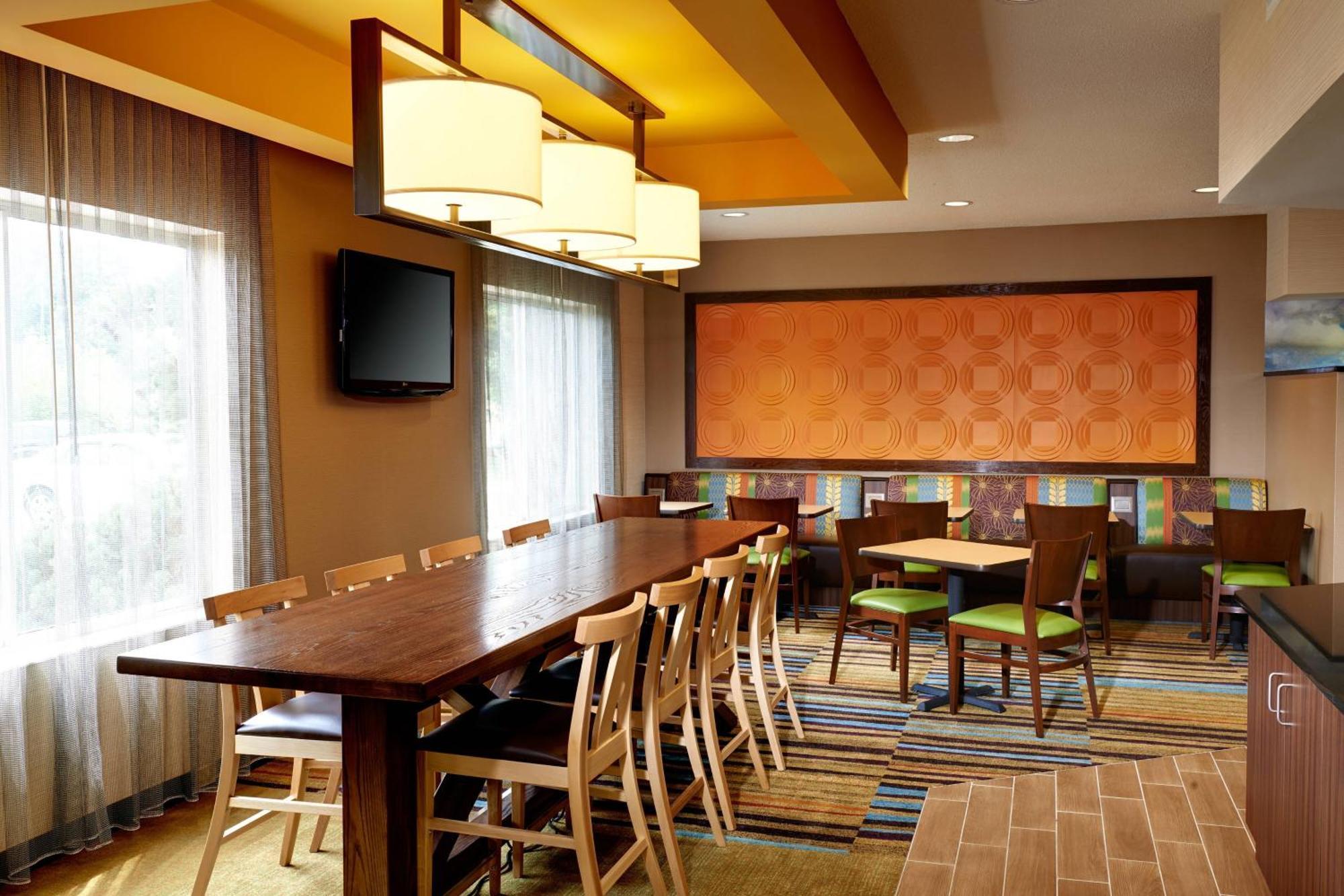 Fairfield Inn By Marriott Port Huron Exterior photo