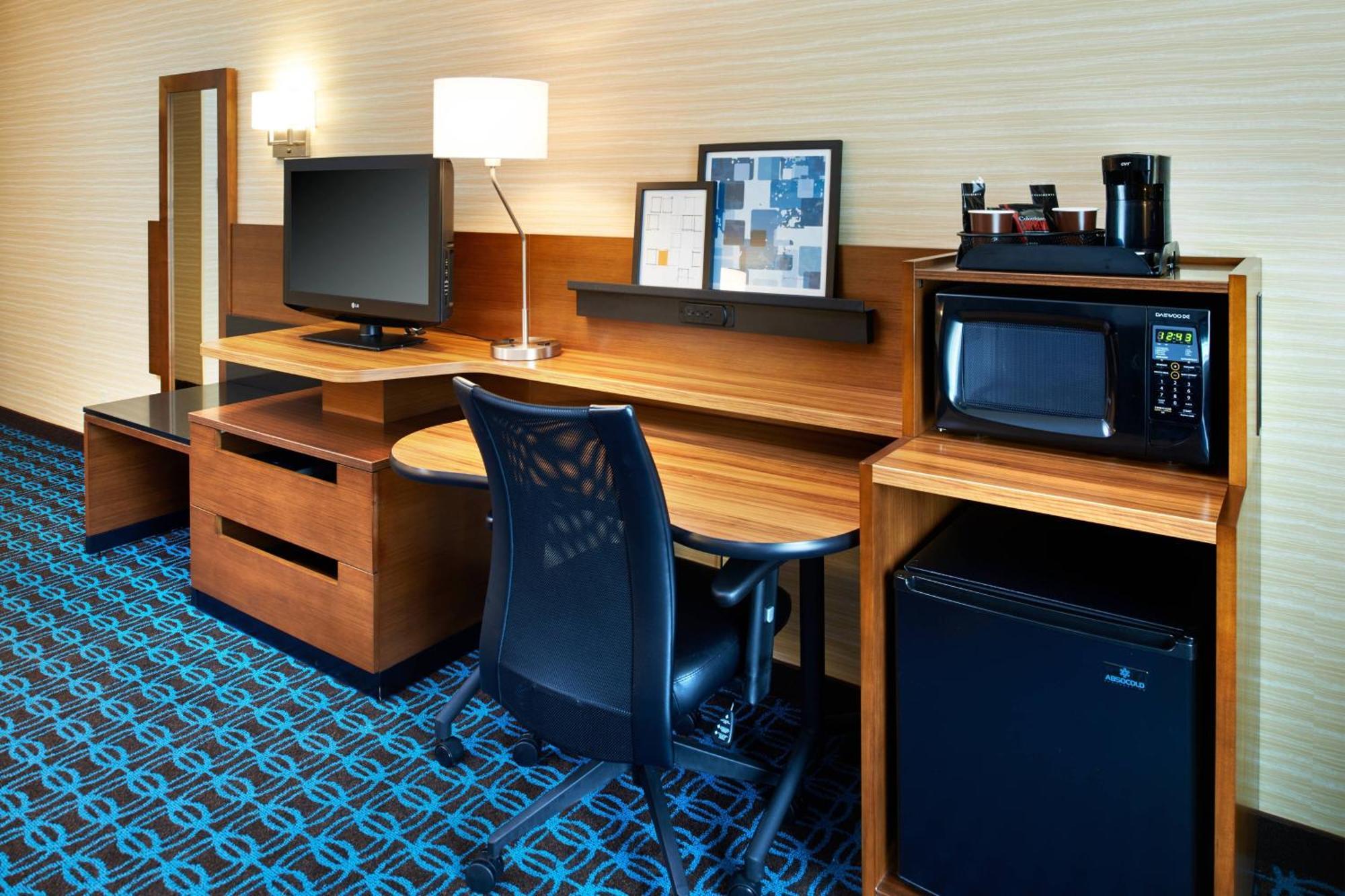 Fairfield Inn By Marriott Port Huron Exterior photo