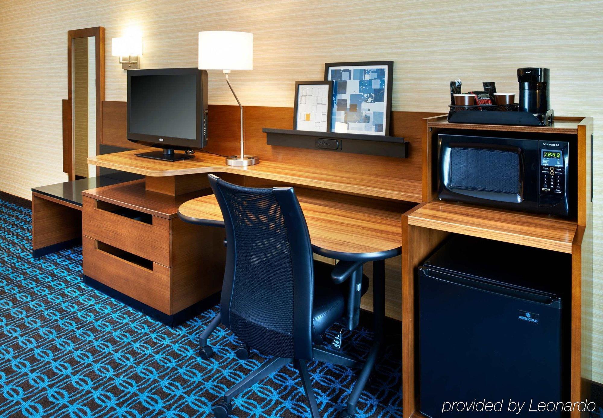Fairfield Inn By Marriott Port Huron Exterior photo